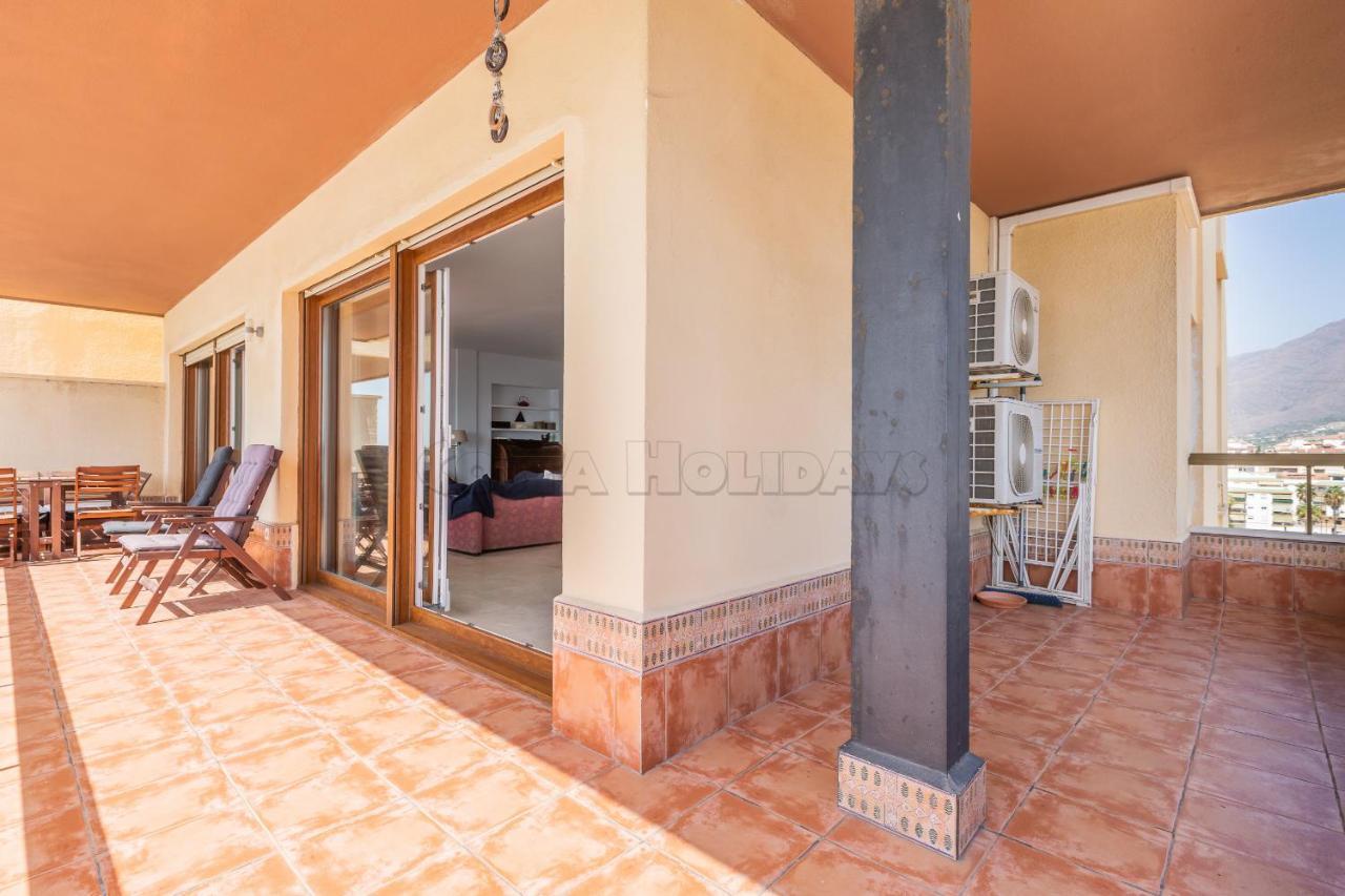 Los Reales 8C Estepona Buitenkant foto